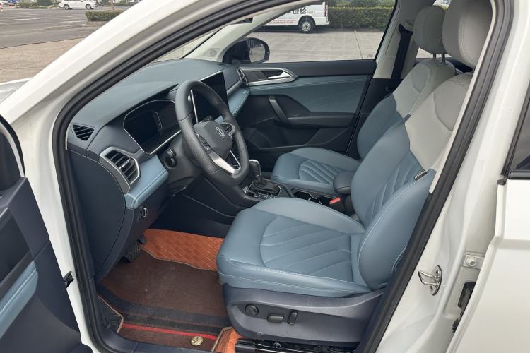 Used Volkswagen Tharu 2024 300TSI Two-Wheel-Drive Moon Luxury Edition Interior 4