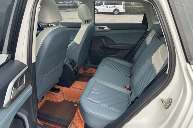 Used Volkswagen Tharu 2024 300TSI Two-Wheel-Drive Moon Luxury Edition Interior 5