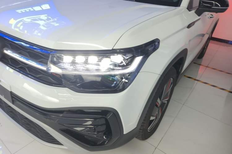 Used Volkswagen Tharu 2024 300TSI Two-Wheel-Drive Moon Luxury Edition Left Front Headlight