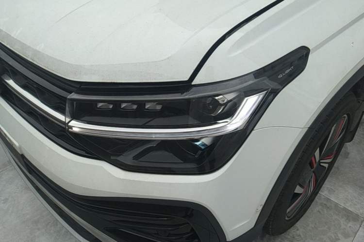 Used Volkswagen Tharu 2024 300TSI Two-Wheel-Drive Moon Luxury Edition Left Front Headlight