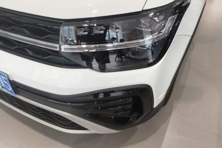 Used Volkswagen Tharu 2024 300TSI Two-Wheel-Drive Moon Luxury Edition Left Front Headlight
