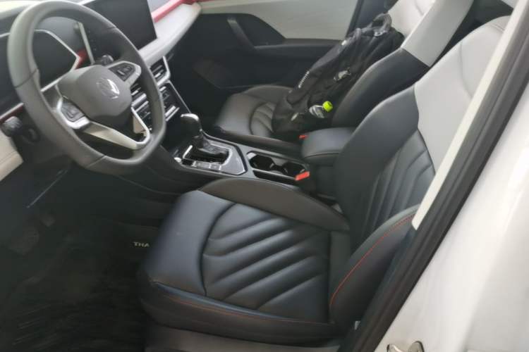 Used Volkswagen Tharu 2024 300TSI Two-Wheel-Drive Moon Luxury Edition Left Front Seat