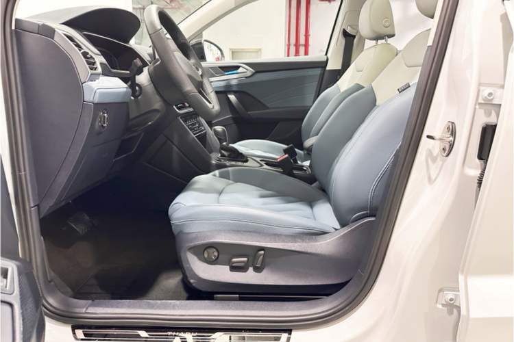 Used Volkswagen Tharu 2024 300TSI Two-Wheel-Drive Moon Luxury Edition Left Front Seat