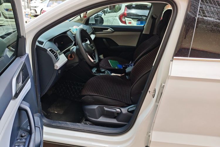 Used Volkswagen Tharu 2024 300TSI Two-Wheel-Drive Crescent Edition Left Front Seat