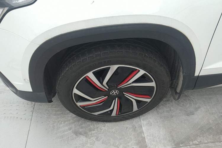 Used Volkswagen Tharu 2024 300TSI Two-Wheel-Drive Moon Luxury Edition Left Front Wheel Hub