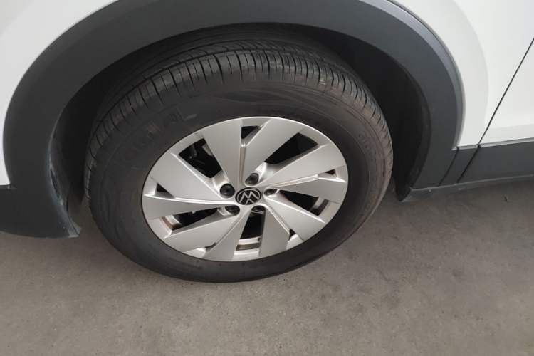 Used Volkswagen Tharu 2024 300TSI Two-Wheel-Drive Crescent Edition Left Front Wheel Hub