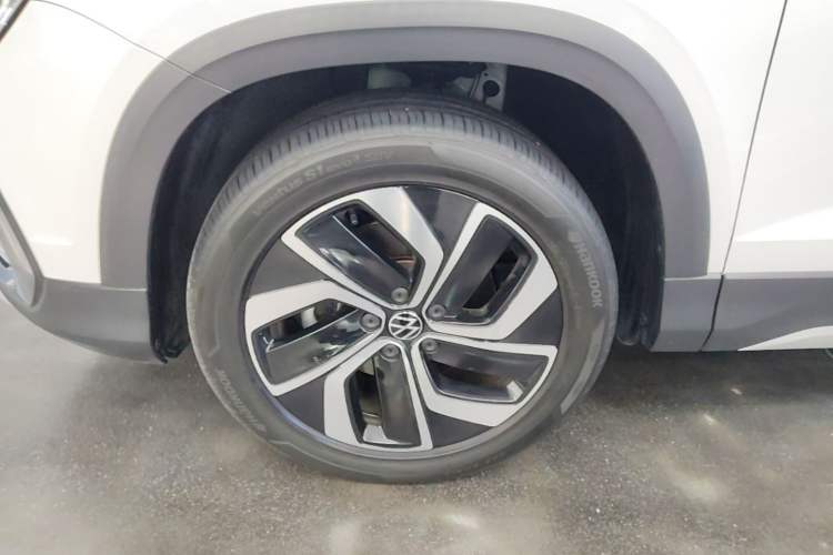 Used Volkswagen Tharu 2024 300TSI Two-Wheel-Drive Full Moon Edition Left Front Wheel Hub