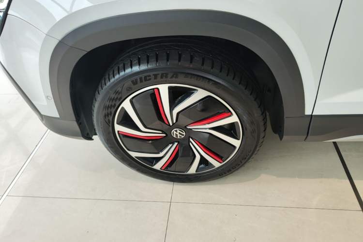 Used Volkswagen Tharu 2024 300TSI Two-Wheel-Drive Moon Luxury Edition Left Front Wheel Hub