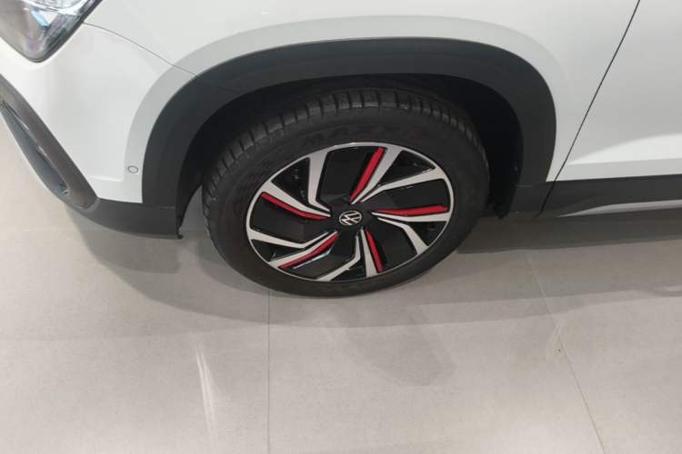 Used Volkswagen Tharu 2024 300TSI Two-Wheel-Drive Moon Luxury Edition Left Front Wheel Hub