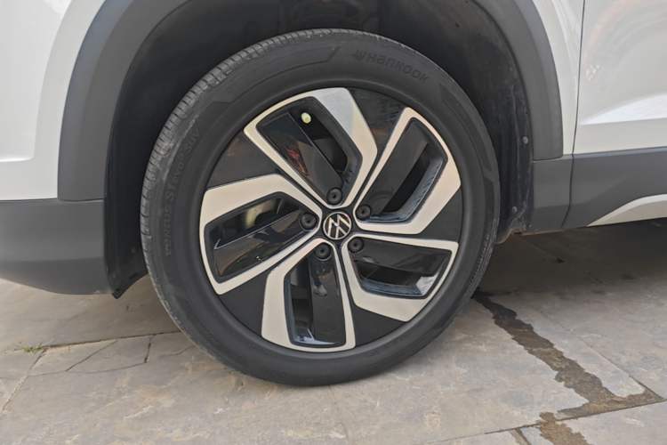 Used Volkswagen Tharu 2024 300TSI Two-Wheel-Drive Full Moon Edition Left Front Wheel Hub