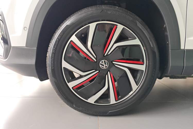 Used Volkswagen Tharu 2024 300TSI Two-Wheel-Drive Moon Luxury Edition Left Front Wheel Hub