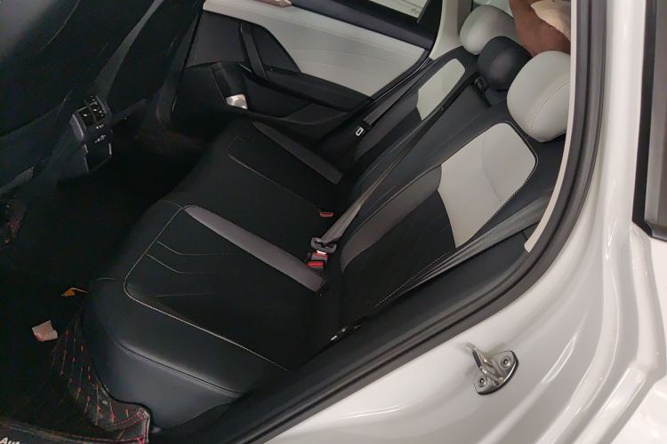 Used Volkswagen Tharu 2024 300TSI Two-Wheel-Drive Moonlight Edition Left Rear Seat