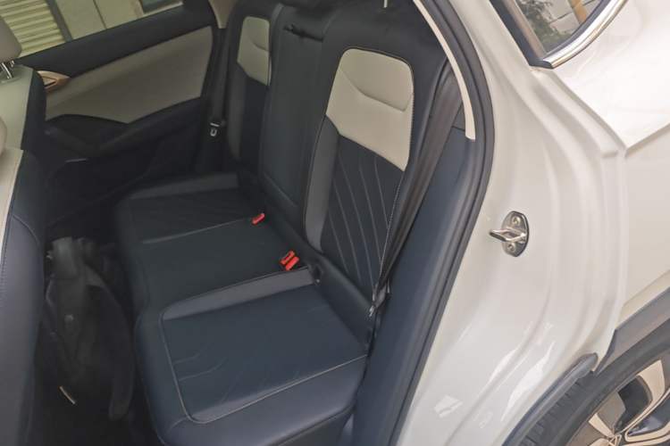 Used Volkswagen Tharu 2024 300TSI Two-Wheel-Drive Full Moon Edition Left Rear Seat