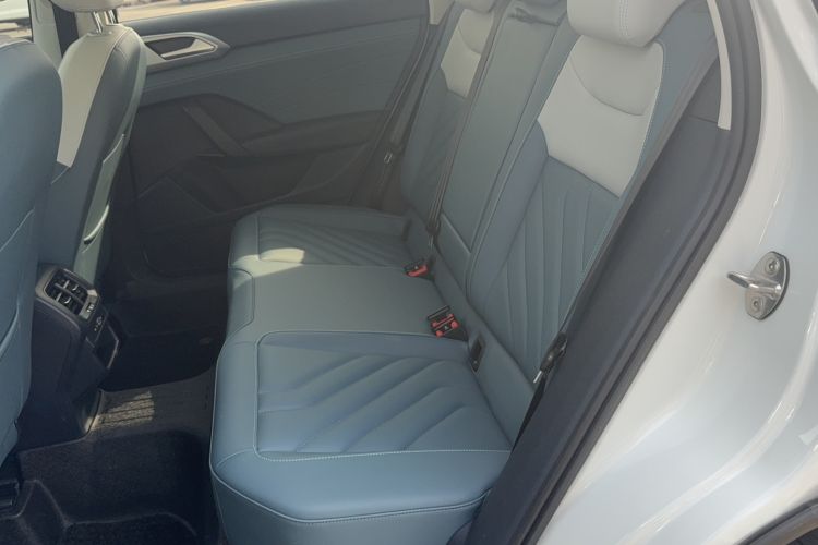 Used Volkswagen Tharu 2024 300TSI Two-Wheel-Drive Moon Luxury Edition Left Rear Seat