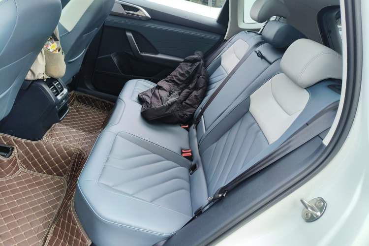 Used Volkswagen Tharu 2024 300TSI Two-Wheel-Drive Moon Luxury Edition Left Rear Seat