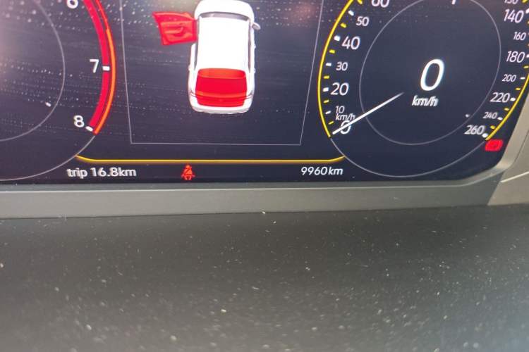 Used Volkswagen Tharu 2024 300TSI Two-Wheel-Drive Full Moon Edition Odometer Close Up