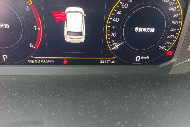 Used Volkswagen Tharu 2024 300TSI Two-Wheel-Drive Full Moon Edition Odometer Close Up
