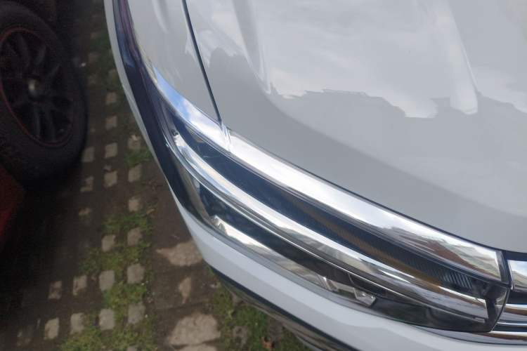 Used Volkswagen Tharu 2024 300TSI Two-Wheel-Drive Full Moon Edition Right Front Headlight