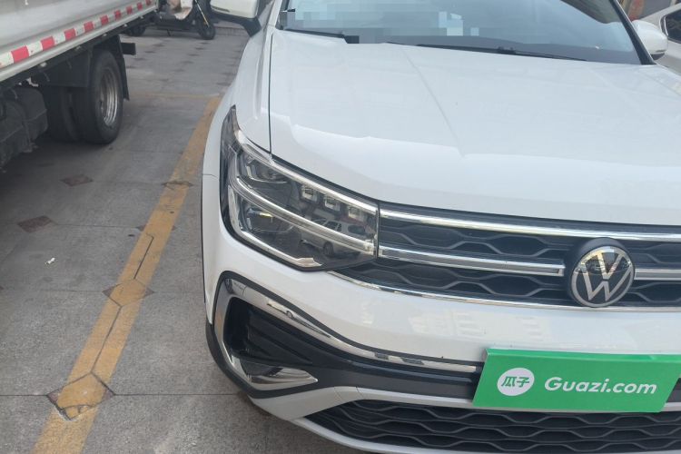 Used Volkswagen Tharu 2024 300TSI Two-Wheel-Drive Full Moon Edition Right Front Headlight