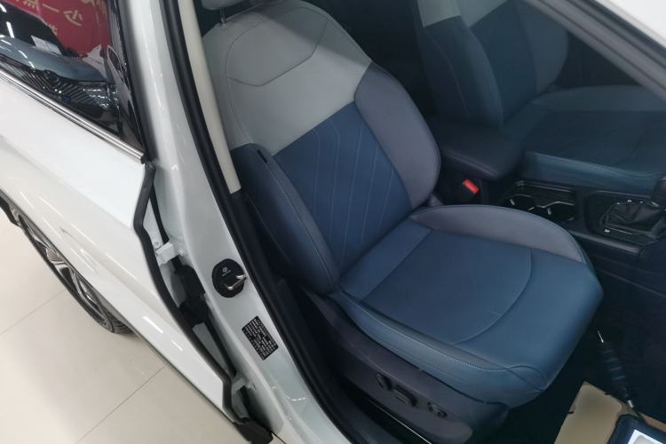 Used Volkswagen Tharu 2024 300TSI Two-Wheel-Drive Full Moon Edition Right Front Seat