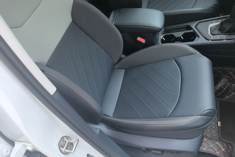 Used Volkswagen Tharu 2024 300TSI Two-Wheel-Drive Full Moon Edition Right Front Seat