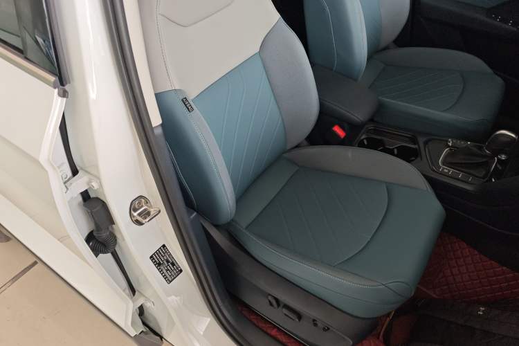 Used Volkswagen Tharu 2024 300TSI Two-Wheel-Drive Full Moon Edition Right Front Seat