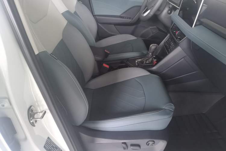 Used Volkswagen Tharu 2024 300TSI Two-Wheel-Drive Full Moon Edition Right Front Seat