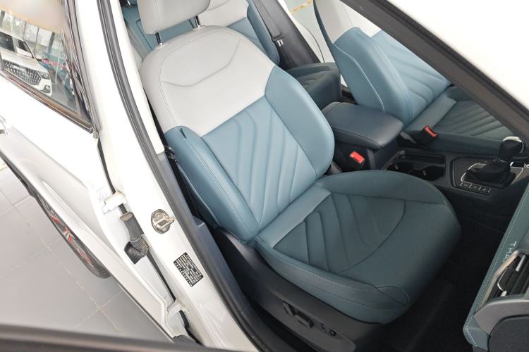 Used Volkswagen Tharu 2024 300TSI Two-Wheel-Drive Moon Luxury Edition Right Front Seat