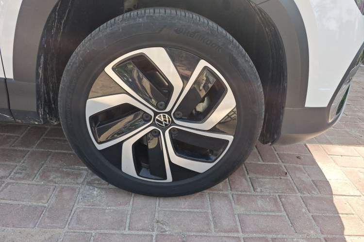 Used Volkswagen Tharu 2024 300TSI Two-Wheel-Drive Full Moon Edition Right Front Wheel Hub
