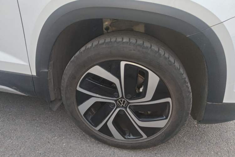 Used Volkswagen Tharu 2024 300TSI Two-Wheel-Drive Full Moon Edition Right Front Wheel Hub