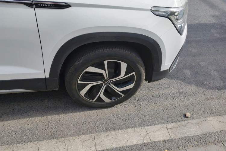 Used Volkswagen Tharu 2024 300TSI Two-Wheel-Drive Full Moon Edition Right Front Wheel Hub