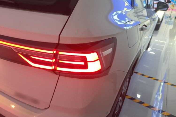 Used Volkswagen Tharu 2024 300TSI Two-Wheel-Drive Moon Luxury Edition Right Rear Taillight