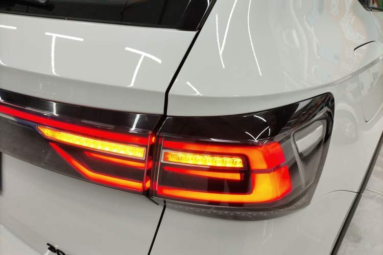 Used Volkswagen Tharu 2024 300TSI Two-Wheel-Drive Moon Luxury Edition Right Rear Taillight