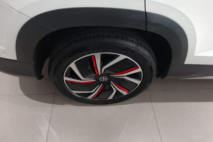 Used Volkswagen Tharu 2024 300TSI Two-Wheel-Drive Moon Luxury Edition Right Rear Wheel Hub