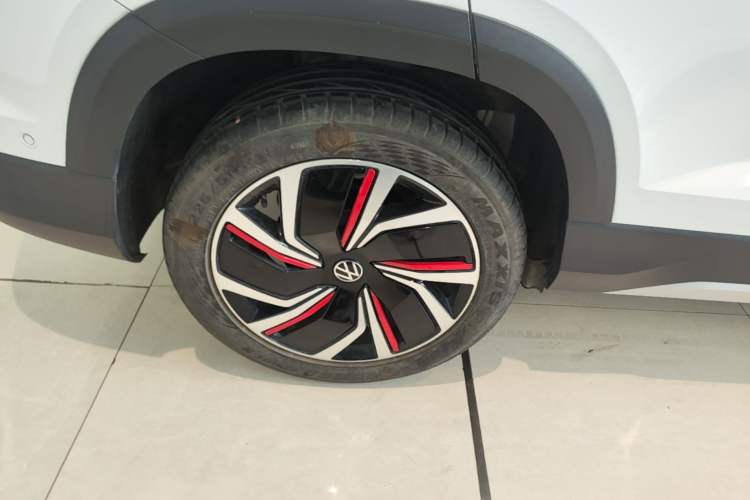 Used Volkswagen Tharu 2024 300TSI Two-Wheel-Drive Moon Luxury Edition Right Rear Wheel Hub