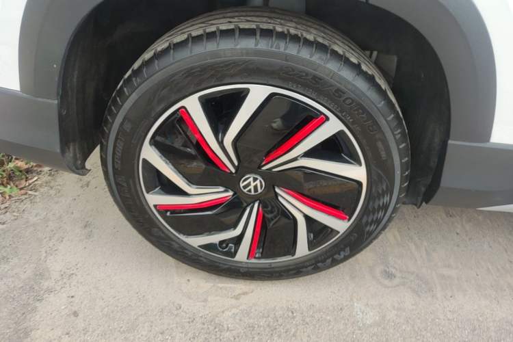 Used Volkswagen Tharu 2024 300TSI Two-Wheel-Drive Moon Luxury Edition Right Rear Wheel Hub