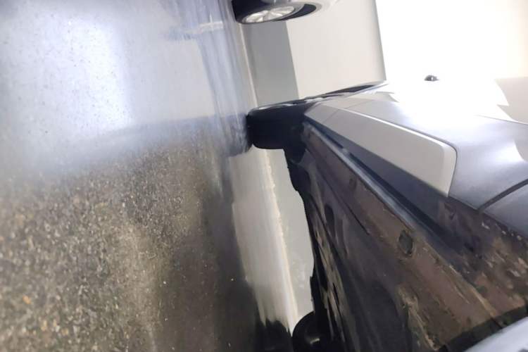 Used Volkswagen Tharu 2024 300TSI Two-Wheel-Drive Full Moon Edition Right Side Sill