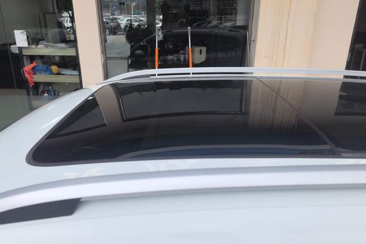Used Volkswagen Tharu 2024 300TSI Two-Wheel-Drive Full Moon Edition Roof