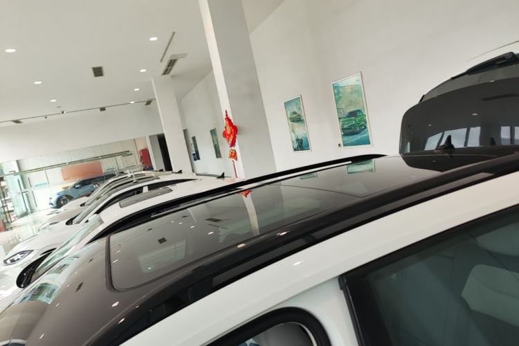 Used Volkswagen Tharu 2024 300TSI Two-Wheel-Drive Moon Luxury Edition Roof