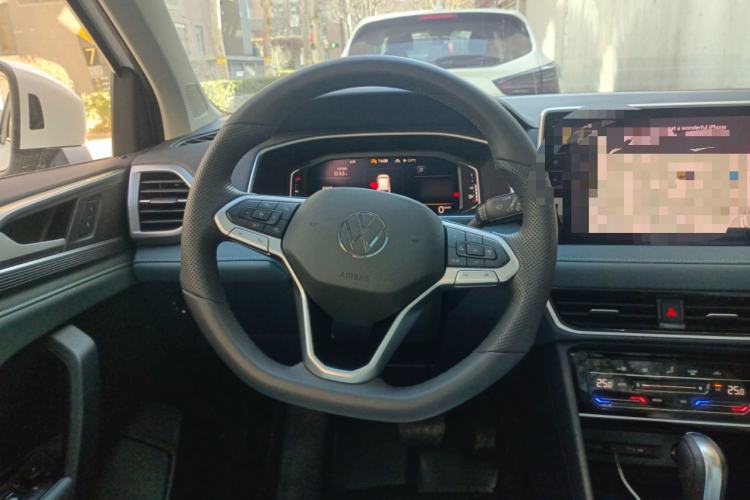 Used Volkswagen Tharu 2024 300TSI Two-Wheel-Drive Full Moon Edition Steering Wheel