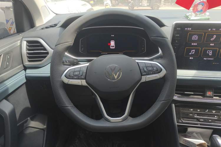 Used Volkswagen Tharu 2024 300TSI Two-Wheel-Drive Full Moon Edition Steering Wheel