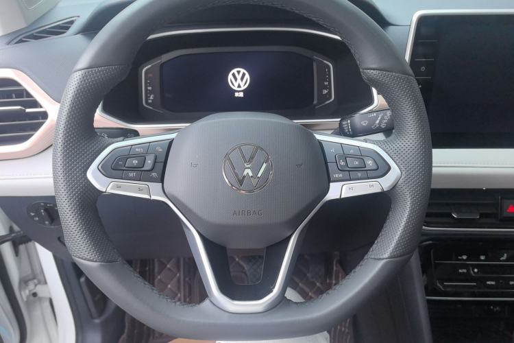 Used Volkswagen Tharu 2024 300TSI Two-Wheel-Drive Full Moon Edition Steering Wheel