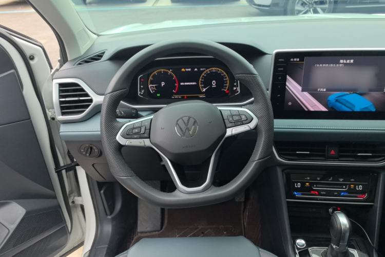 Used Volkswagen Tharu 2024 300TSI Two-Wheel-Drive Full Moon Edition Steering Wheel