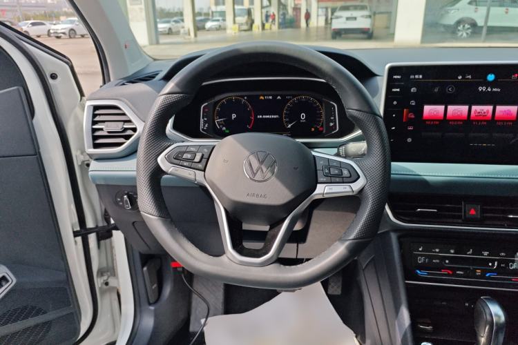 Used Volkswagen Tharu 2024 300TSI Two-Wheel-Drive Moon Luxury Edition Steering Wheel
