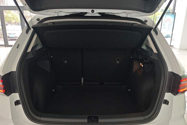 Used Volkswagen Tharu 2024 300TSI Two-Wheel-Drive Full Moon Edition Trunk