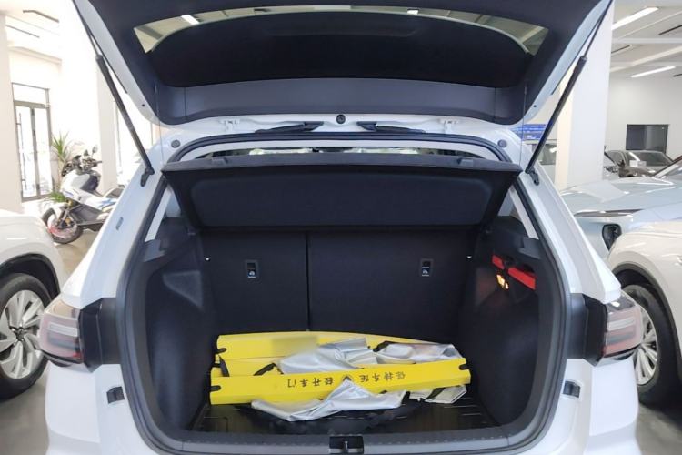 Used Volkswagen Tharu 2024 300TSI Two-Wheel-Drive Full Moon Edition Trunk