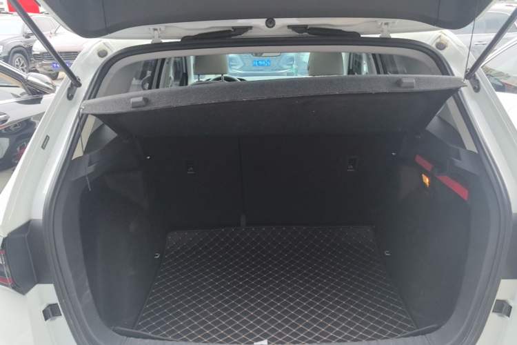 Used Volkswagen Tharu 2024 300TSI Two-Wheel-Drive Full Moon Edition Trunk