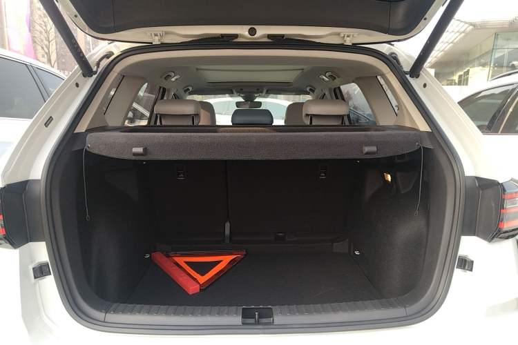 Used Volkswagen Tharu 2024 300TSI Two-Wheel-Drive Moon Luxury Edition Trunk