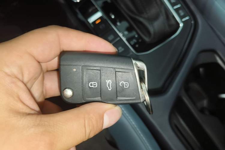 Used Volkswagen Tharu 2024 300TSI Two-Wheel-Drive Moon Luxury Edition Vehicle Key