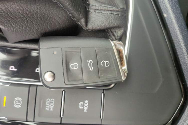 Used Volkswagen Tharu 2024 300TSI Two-Wheel-Drive Moon Luxury Edition Vehicle Key